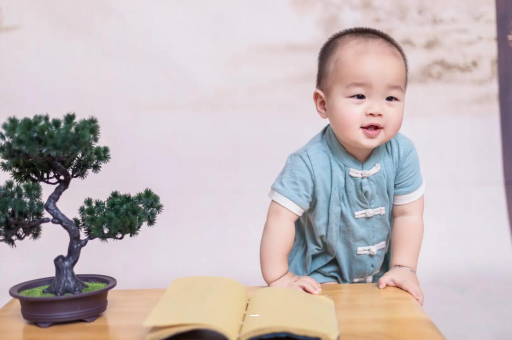 内蒙古怀孕肚子坠坠的感觉